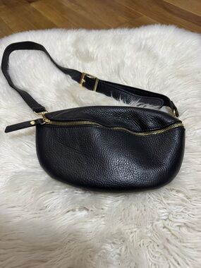 Black Leather Crossbody Belt Bag